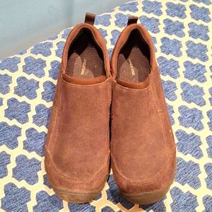 LandsEnd Boys Brown suede shoes